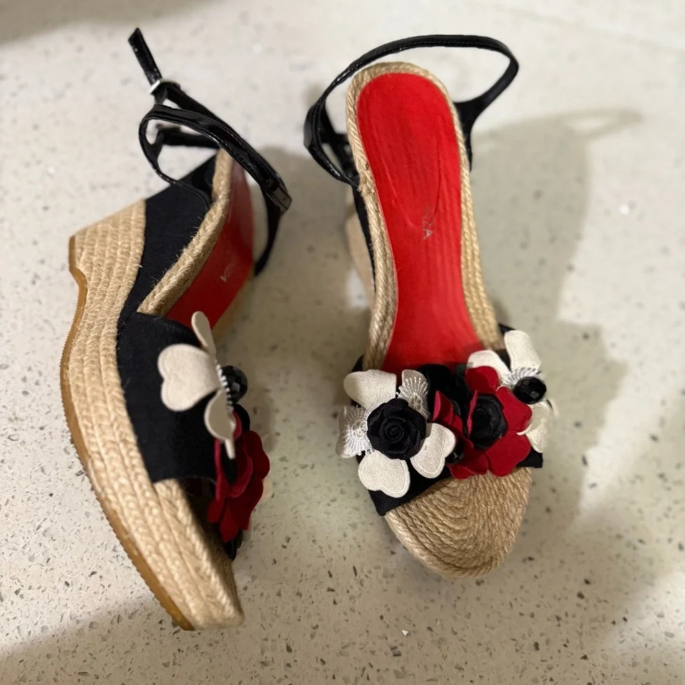 Ramon Tenza Black and Red Floral Espadrilles